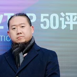 薛筱达照片